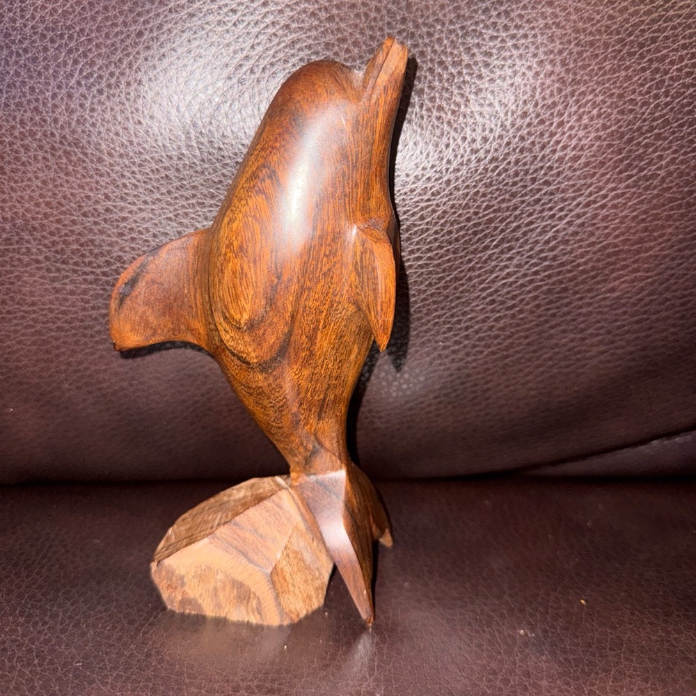VTG wooden Dolphin